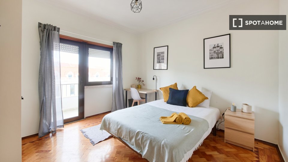 Double room Lisbon, 8 beds — photo 13