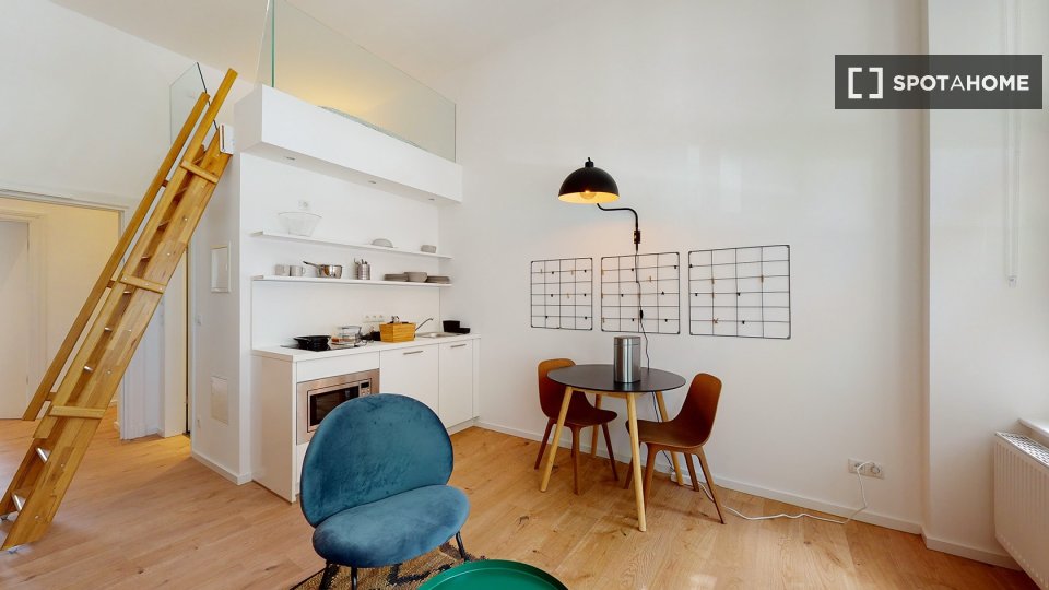 Apartment Berlin, 8 beds — photo 17