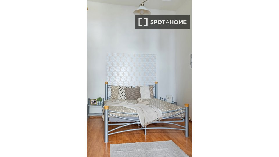 Double room Budapest, 3 beds, 80m² — photo 1