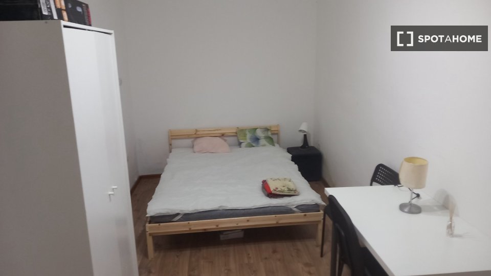 Double room Budapest, 6 beds, 80m² — photo 2