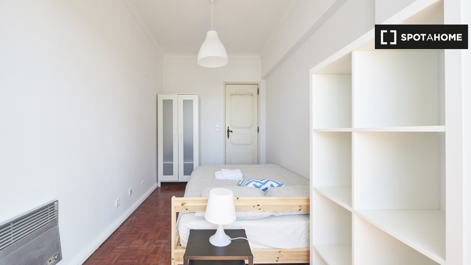 Double room Lisbon, 8 beds — photo 5