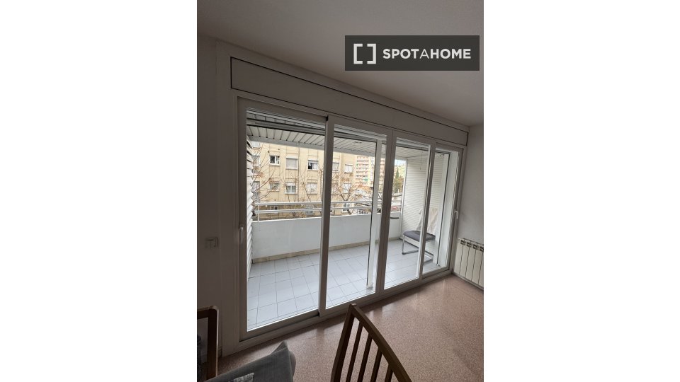 Double room Barcelona, 3 beds, 167m² — photo 9