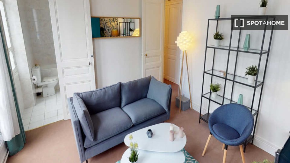 Double room Paris, 7 beds, 190m² — photo 7
