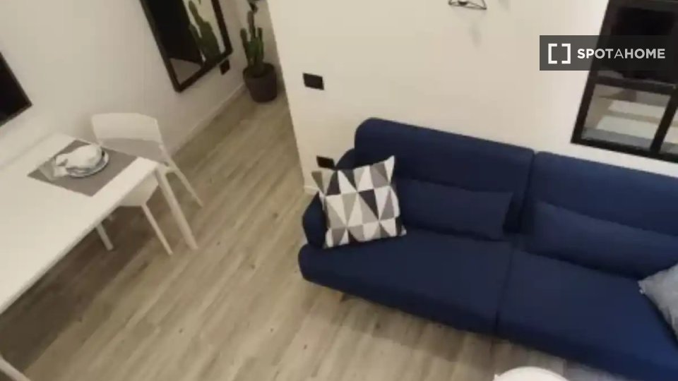 Apartment Genoa, 1 bed — photo 10