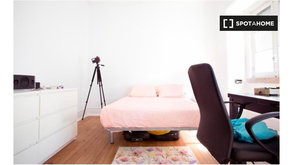 Double room Lisbon, 6 beds — photo 3