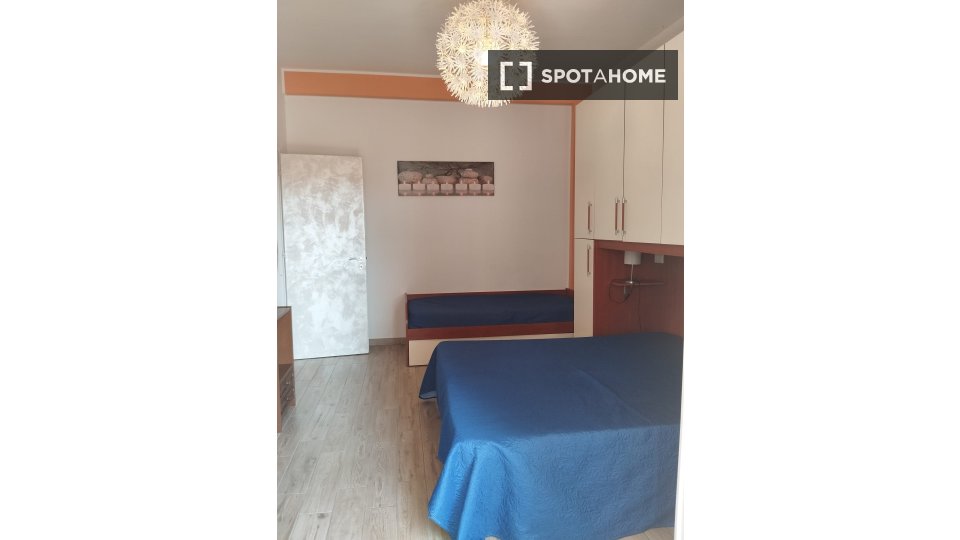 Double room Rome, 2 beds — photo 9