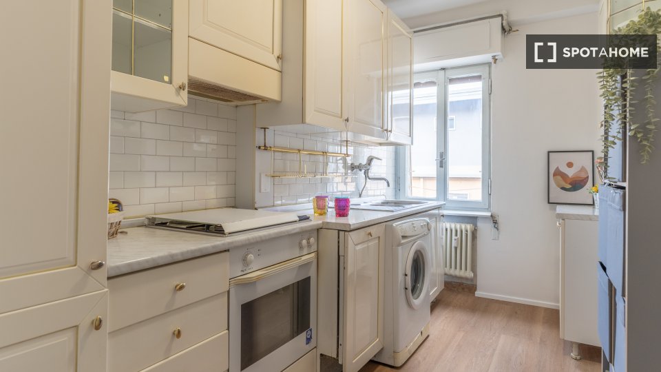 Double room Trento, 1 bed, 122m² — photo 3