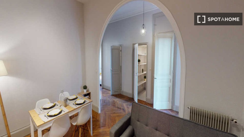 Camera doppia Lione, 3 camere, 80m² — foto 13