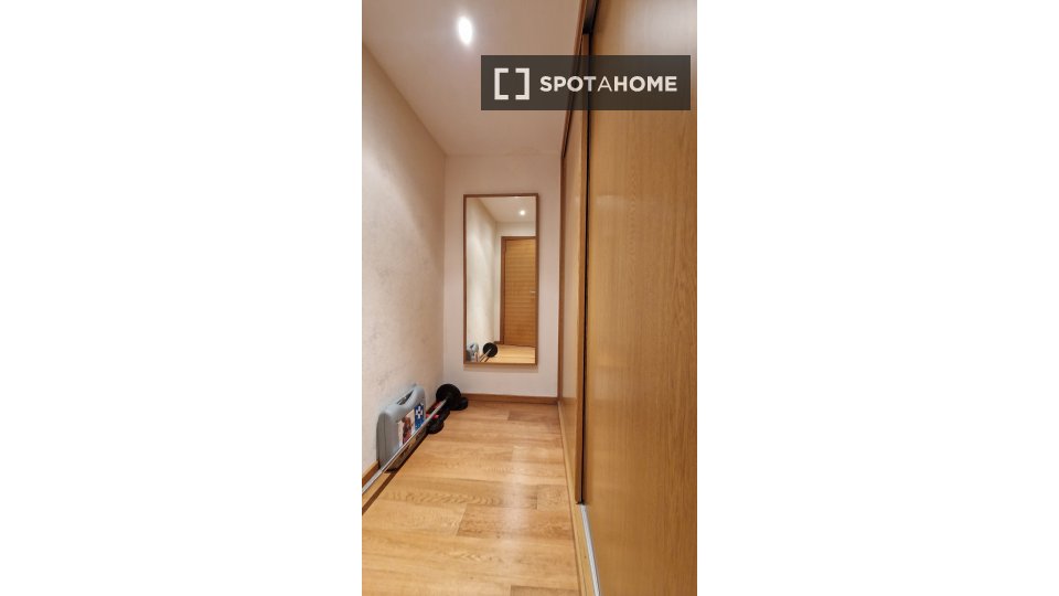 Apartment Lisbon, 1 bed, 75m² — photo 8