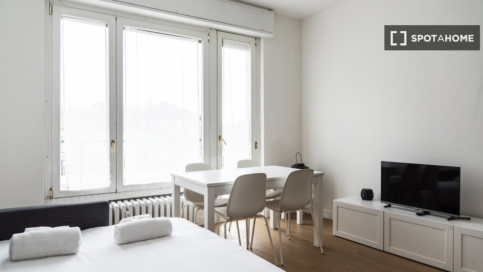 Apartment Milan, 1 bed, 59m² — photo 12