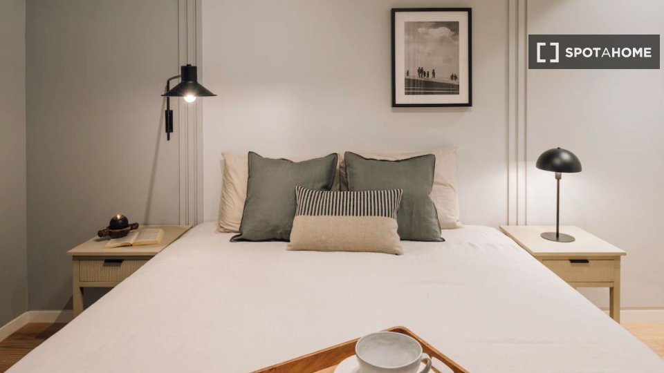 Apartment Lisbon, 3 beds — photo 15