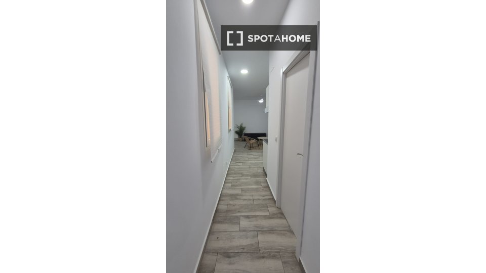 Apartment Madrid, 2 beds, 75m² — photo 16