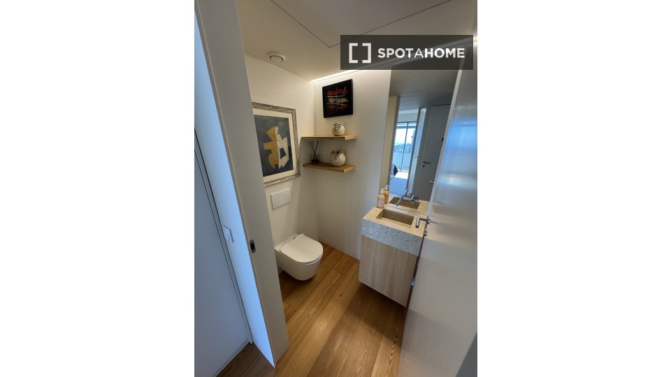 Apartment mono Lisbon, 62m² — photo 12