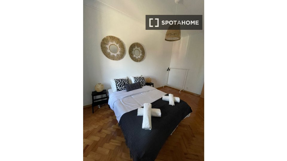 Double room Lisbon, 4 beds, 200m² — photo 8