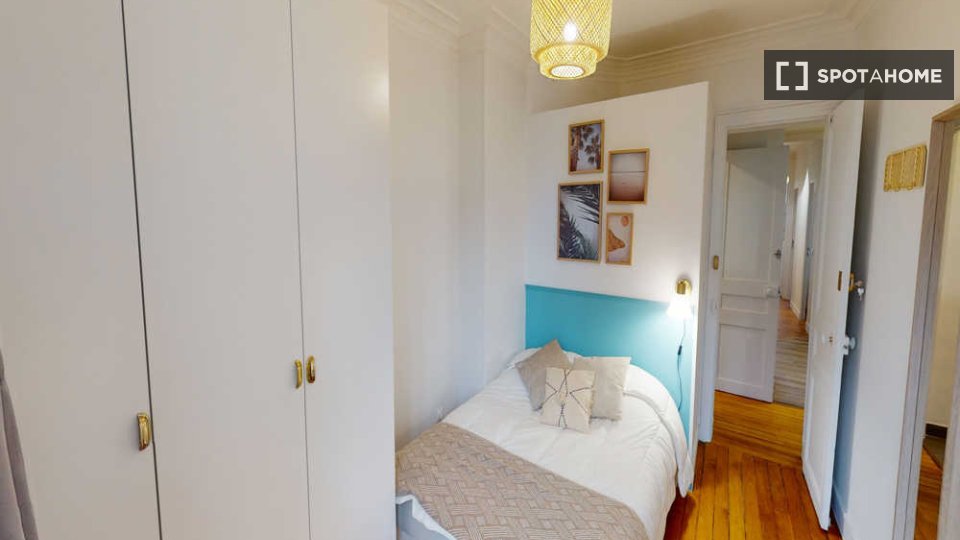 Camera doppia Parigi, 6 camere, 100m² — foto 17