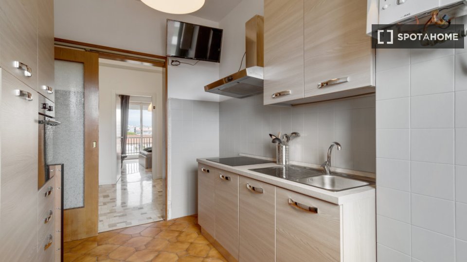 Double room Milan, 3 beds, 105m² — photo 17