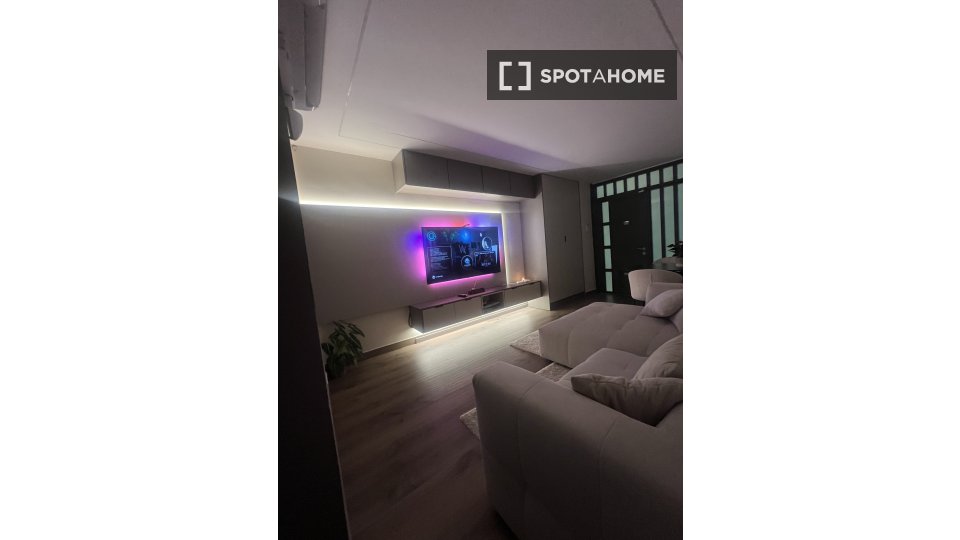 Apartment Barcelona, 3 beds, 60m² — photo 3