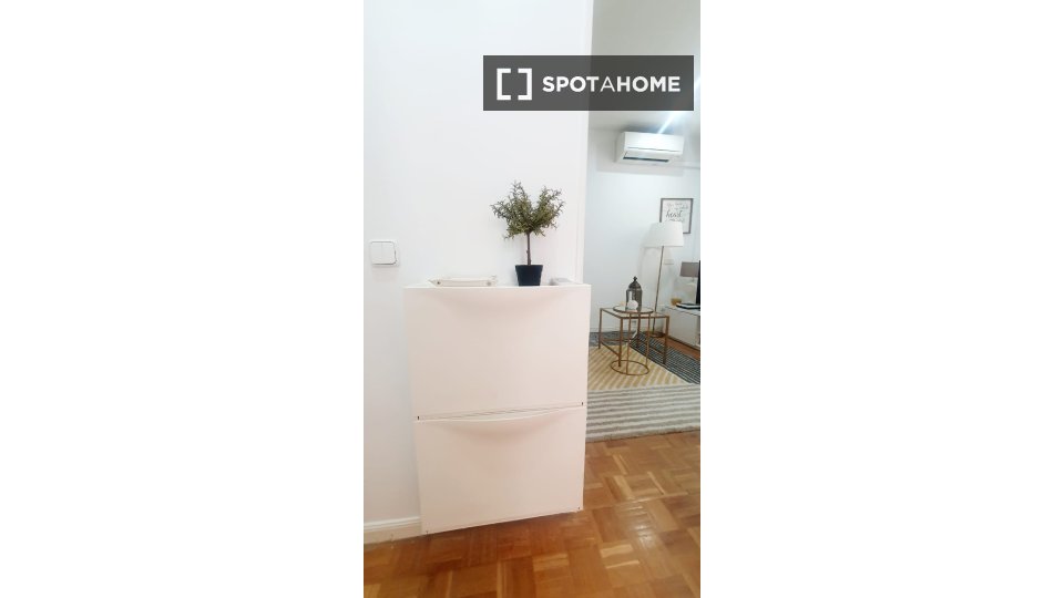 Apartment Madrid, 2 beds, 65m² — photo 13