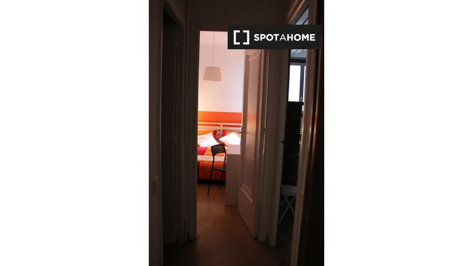 Double room Barcelona, 7 beds, 150m² — photo 5
