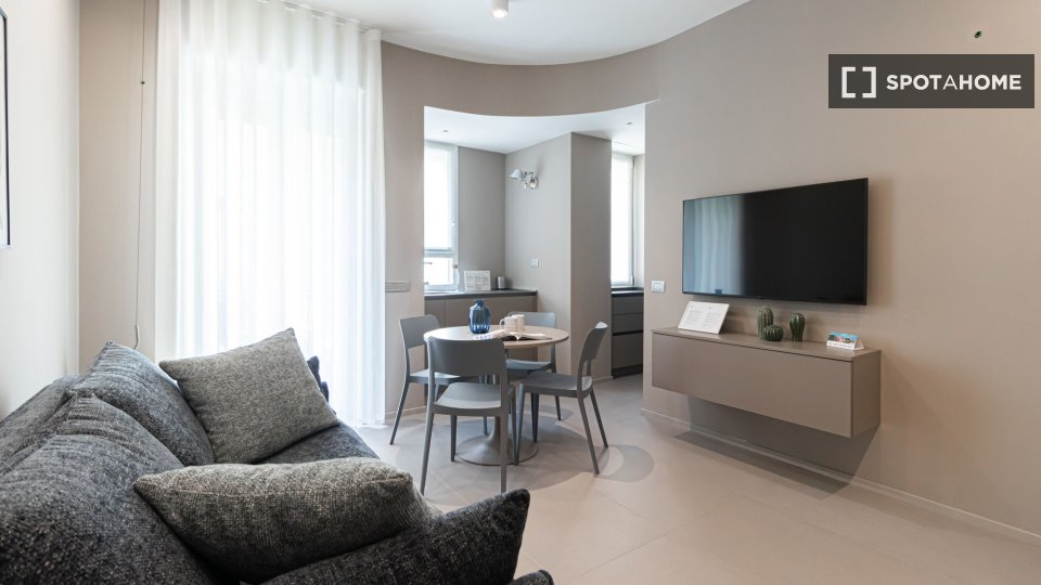 Apartment Milan, 1 bed, 50m² — photo 11