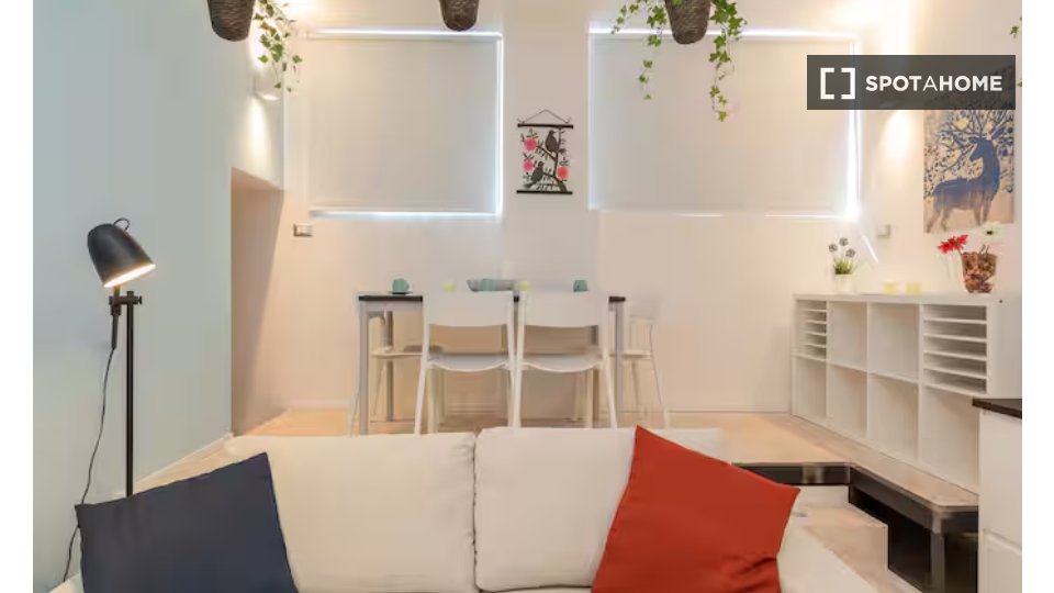 Apartment Milan, 1 bed, 38m² — photo 2