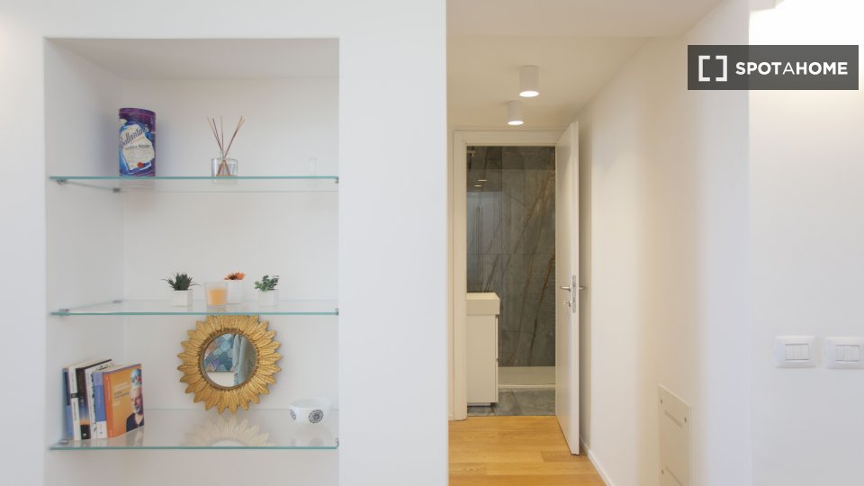 Apartment Milan, 1 bed, 40m² — photo 11