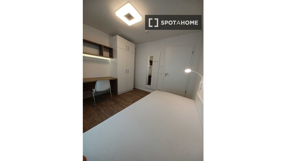 Double room Berlin, 1 bed, 11m² — photo 3