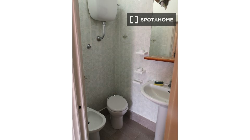 Double room Naples, 3 beds, 110m² — photo 7