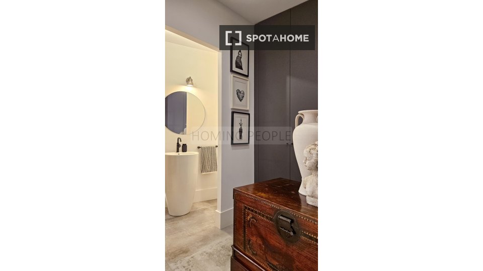 Apartment Malaga, 1 bed, 150m² — photo 17