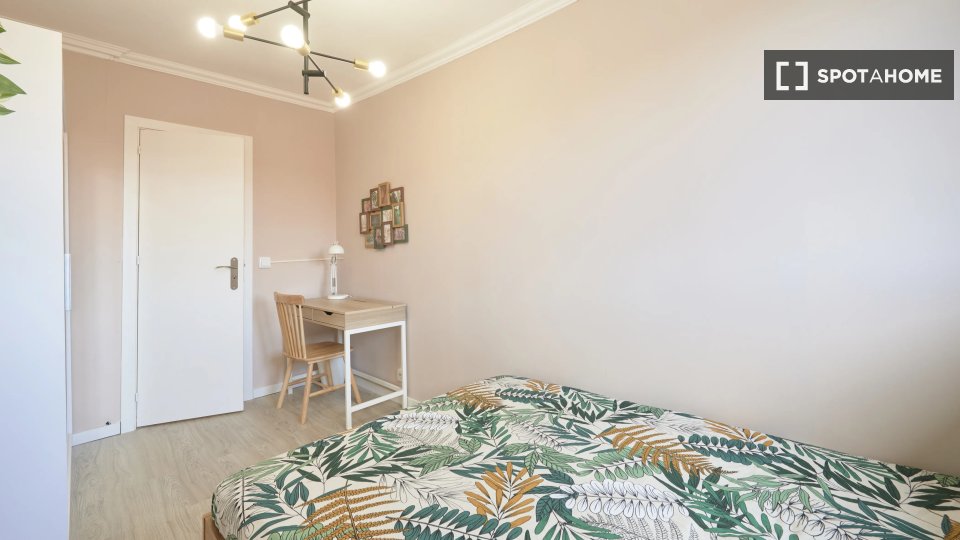 Double room Lisbon, 11 beds — photo 10