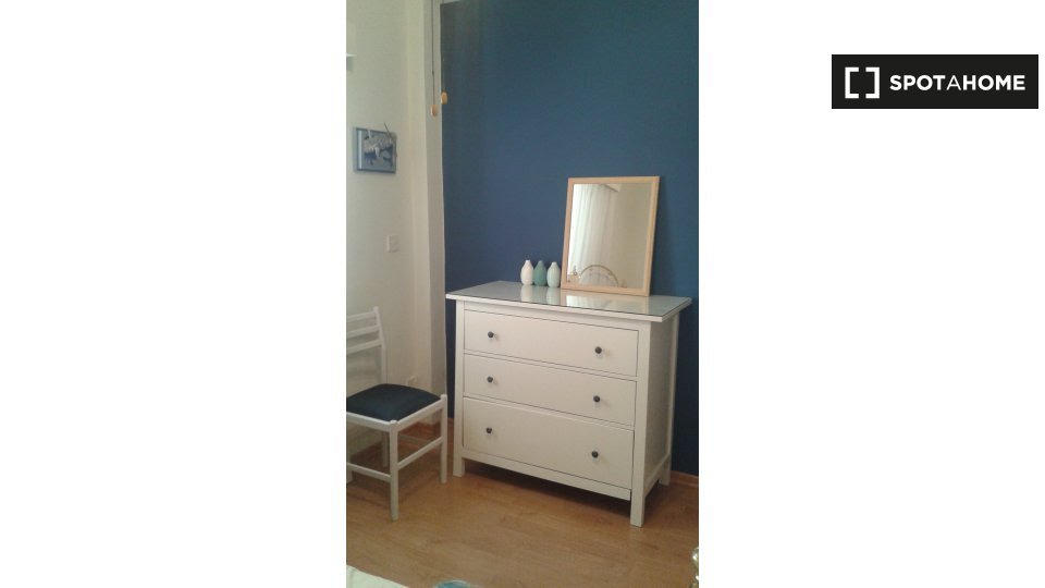 Double room Nicosia, 3 beds — photo 2