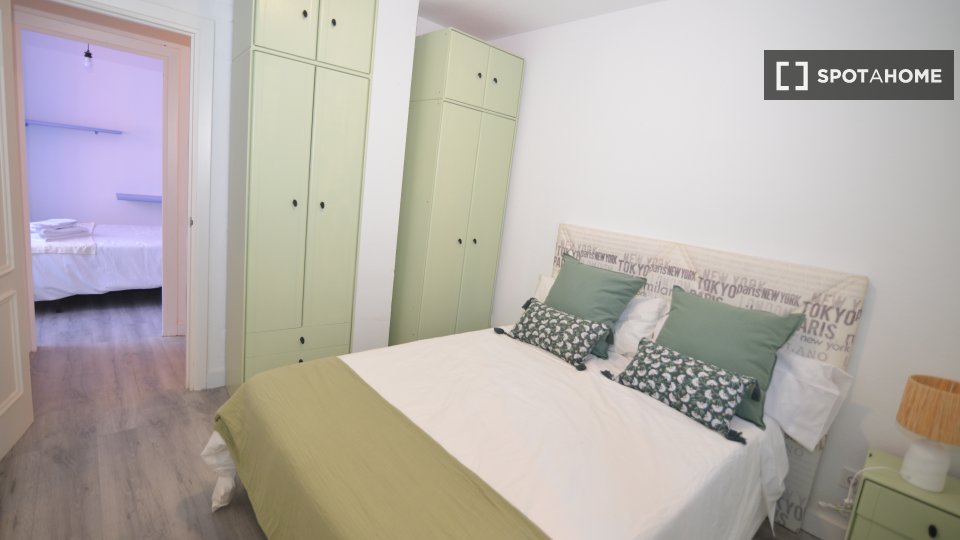Double room Santander, 3 beds — photo 5