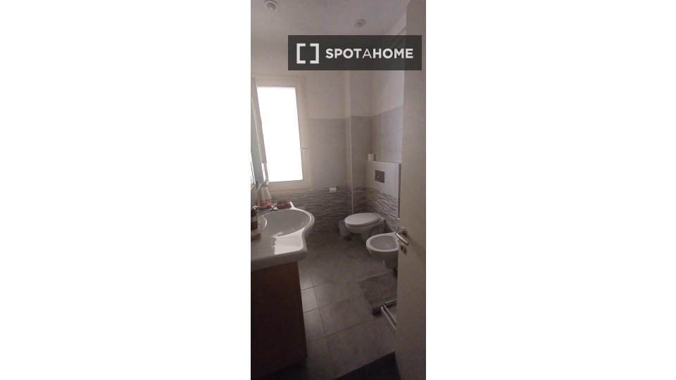Double room Cagliari, 3 beds, 100m² — photo 8