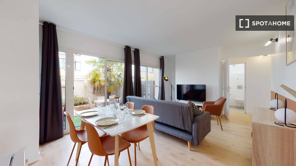 Double room Paris, 12 beds — photo 2