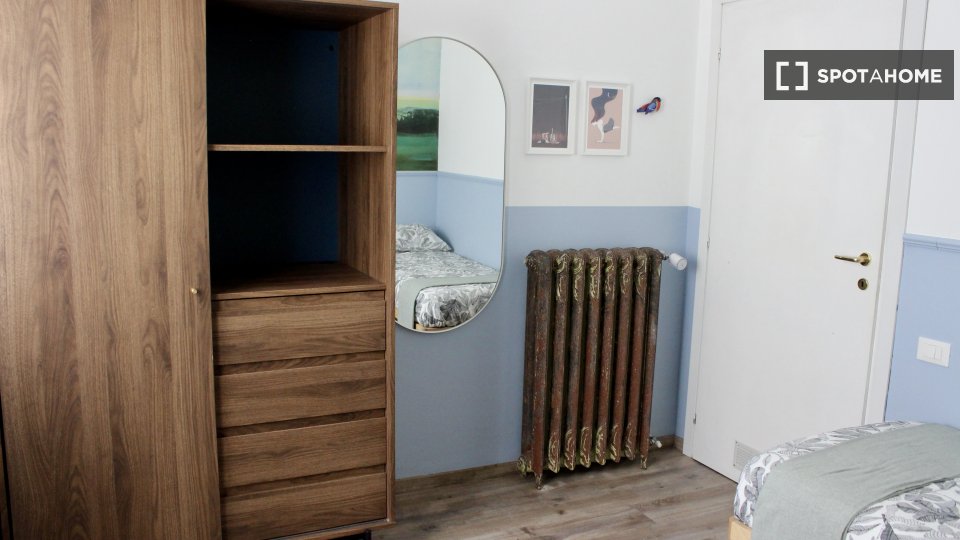 Double room Turin, 7 beds, 250m² — photo 2
