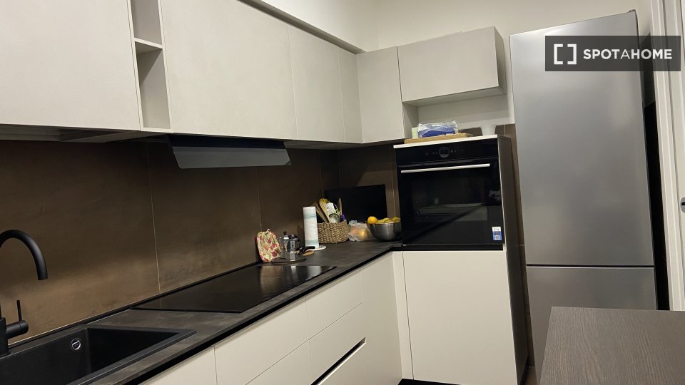 Double room Rome, 3 beds, 140m² — photo 6