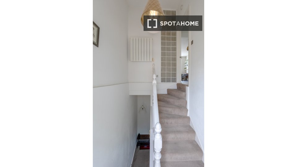 Apartment London, 1 bed, 44m² — photo 14