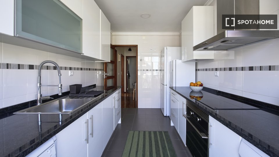 Double room Lisbon, 10 beds — photo 1