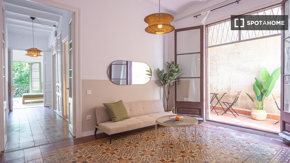 Double room Barcelona, 4 beds, 90m² — photo 12