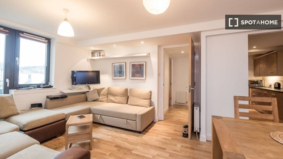 Apartment Edinburgh, 2 beds — photo 2