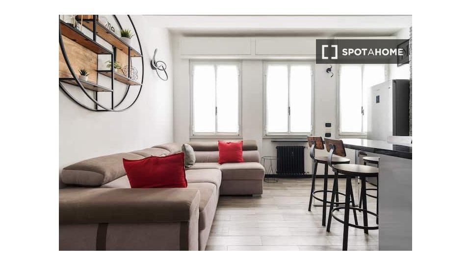 Apartment Milan, 1 bed — photo 2