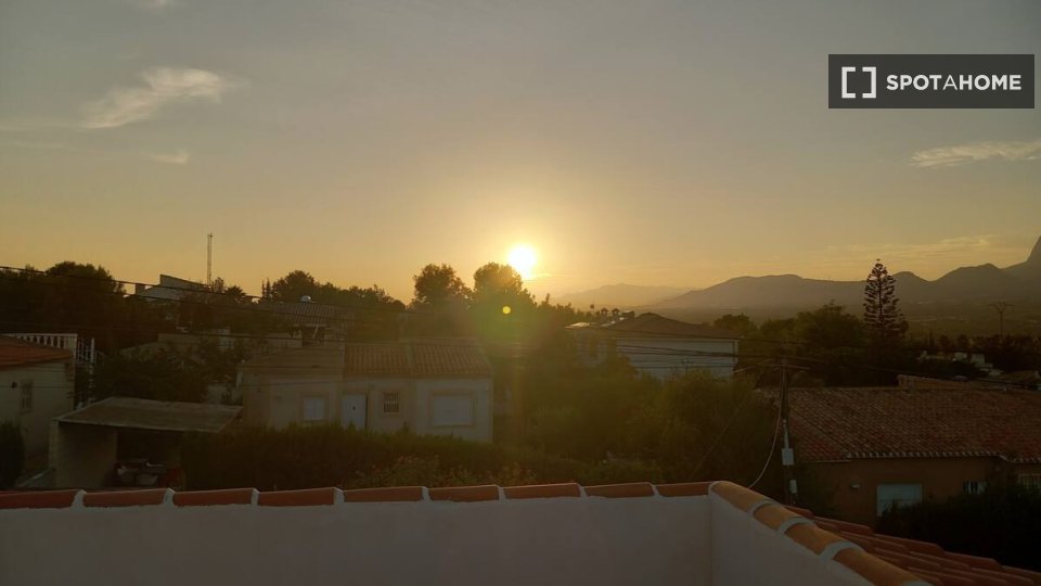Apartment Alicante, 3 beds, 277m² — photo 14