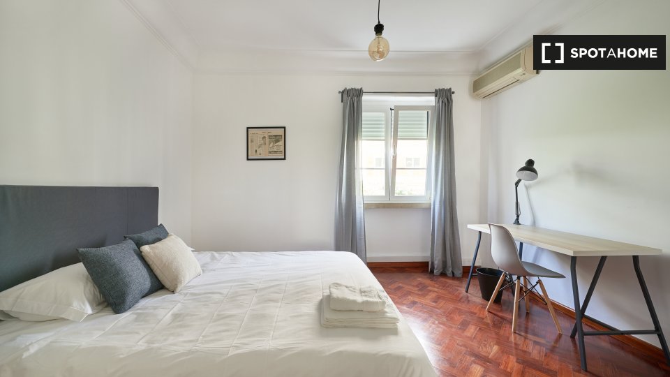 Double room Lisbon, 7 beds, 200m² — photo 5
