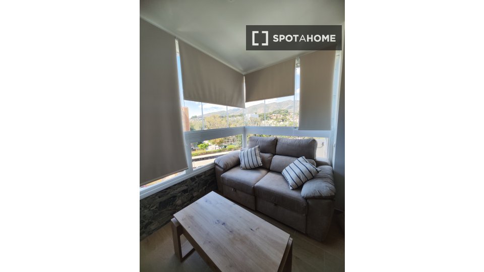 Estudio en alquiler en Torremolinos, Málaga