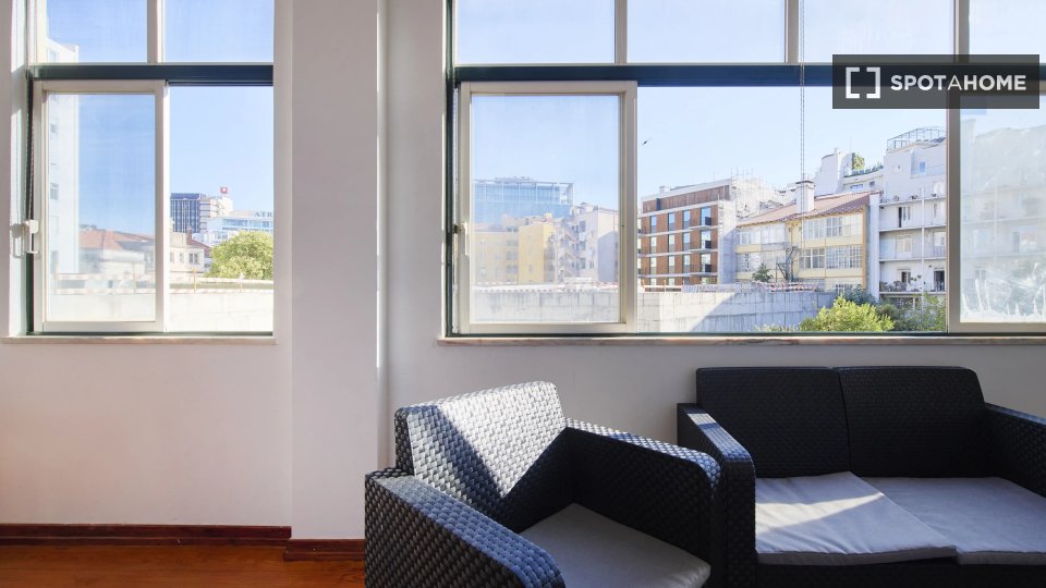 Double room Lisbon, 7 beds — photo 11