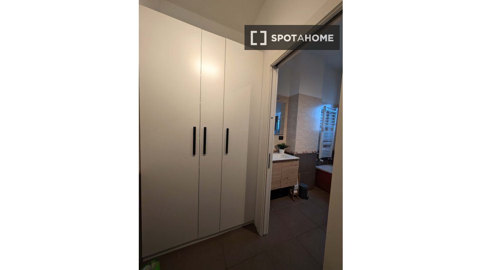 Apartment Turin, 1 bed, 67m² — photo 6