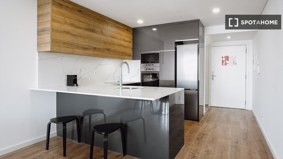 Apartment Porto, 2 beds, 175m² — photo 14