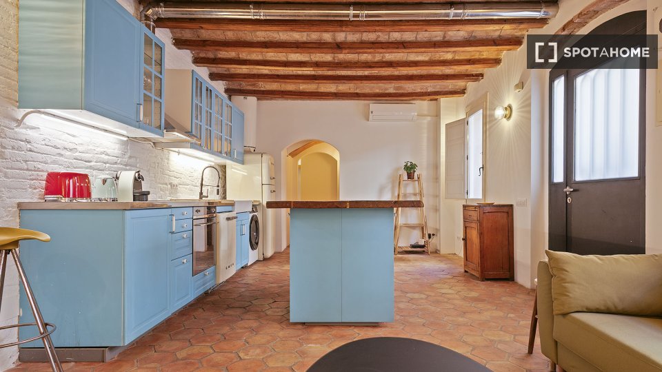Apartment Barcelona, 2 beds, 85m² — photo 25