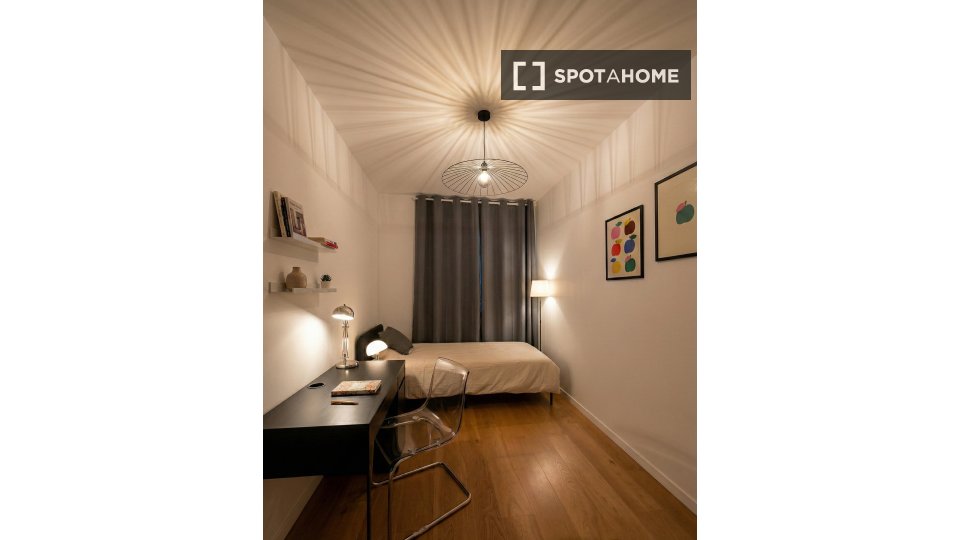 Double room Brussels, 3 beds — photo 1
