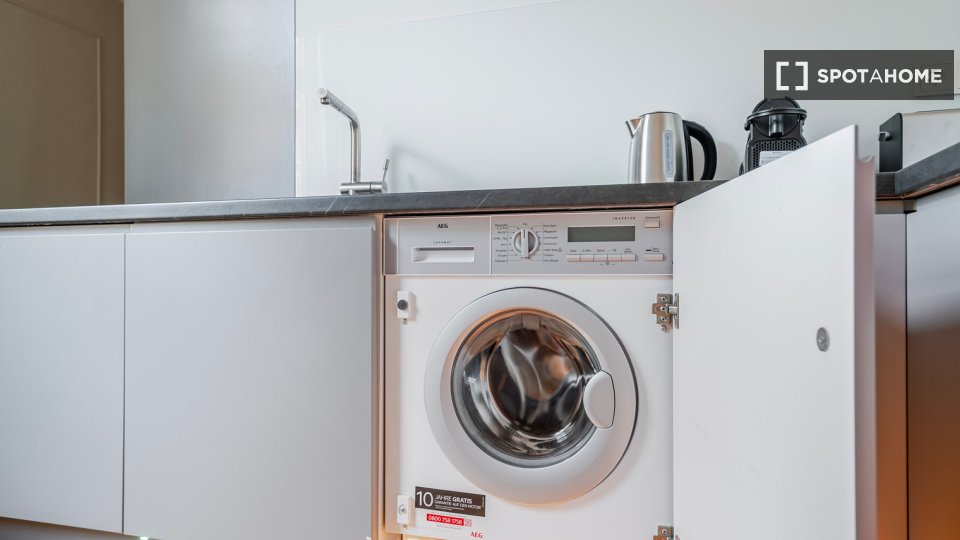 Apartment Berlin, 2 beds, 89m² — photo 8